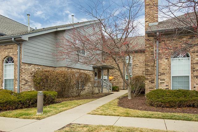 39 Foxcroft Rd. #131, Naperville, IL 60565