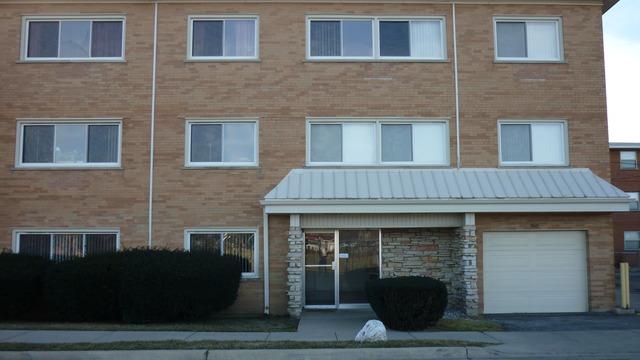 5001 Madison St. #2D, Skokie, IL 60077