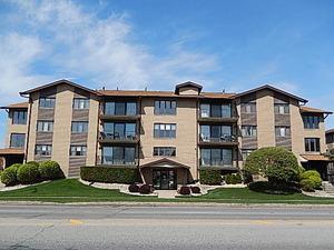 4001 W 93rd Pl. #4H, Oak Lawn, IL 60453