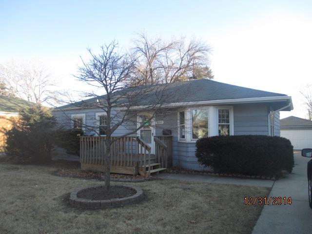 2753 S Scott St., Des Plaines, IL 60018
