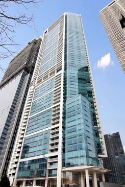 340 E Randolph St. #3202, Chicago, IL 60601