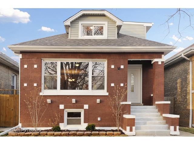 5532 W Roscoe St., Chicago, IL 60641
