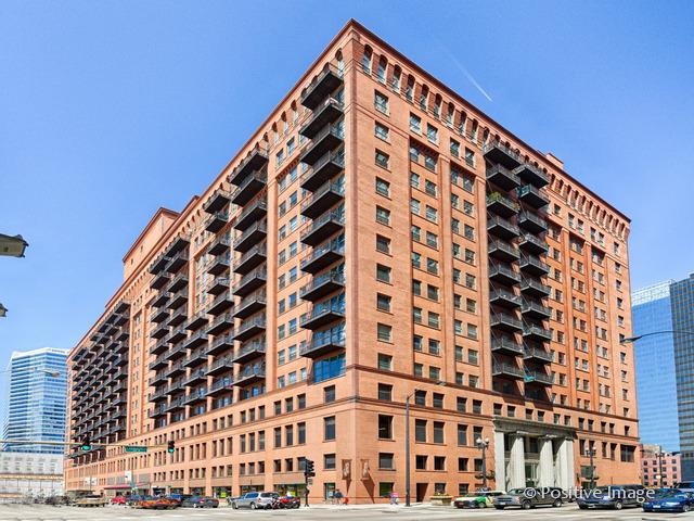 165 N Canal St. #1032, Chicago, IL 60606