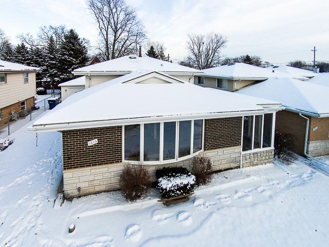 9825 Washington Ave., Oak Lawn, IL 60453