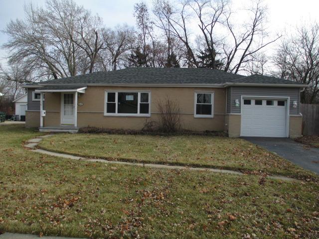 615 Ash Rd., Hoffman Estates, IL 60169