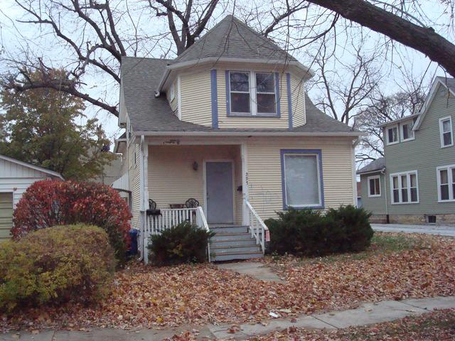 391 Seminary Ave., Aurora, IL 60505