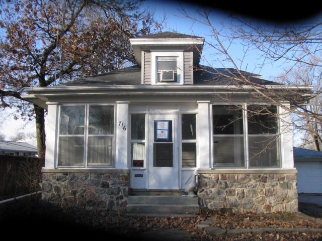 716 S State St., Marengo, IL 60152
