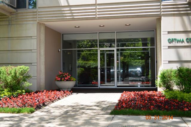 705 11th St. #307, Wilmette, IL 60091
