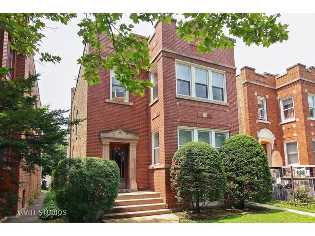 6724 N Campbell Ave., Chicago, IL 60645