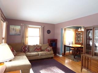613 S 4th Ave., Libertyville, IL 60048