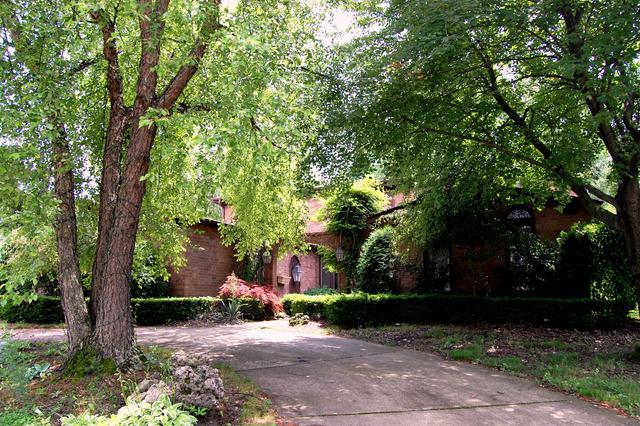 3625 Heritage Dr., Northbrook, IL 60062