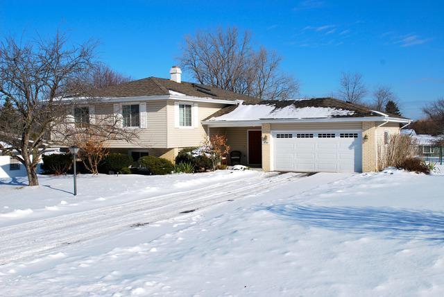 6709 Leonard Dr., Darien, IL 60561