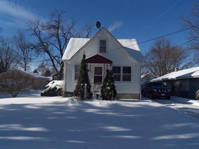 1055 Homer Ave., Aurora, IL 60505