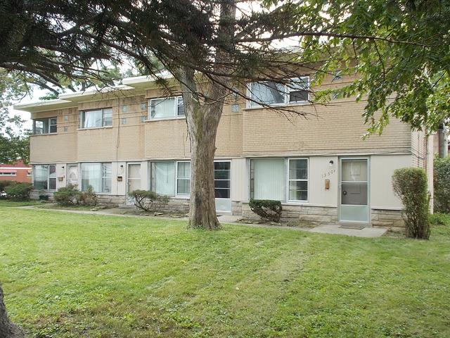 1328 Wentworth Ave., Calumet City, IL 60409