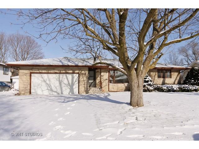 2305 Douglas St., Joliet, IL 60435