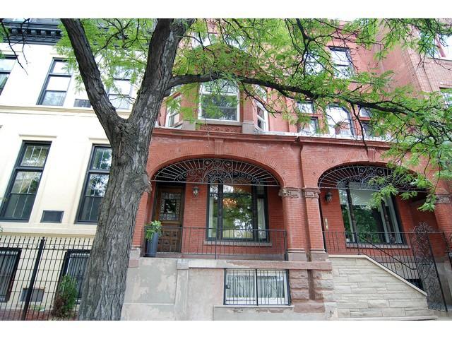 919 N Lasalle Dr., Chicago, IL 60610