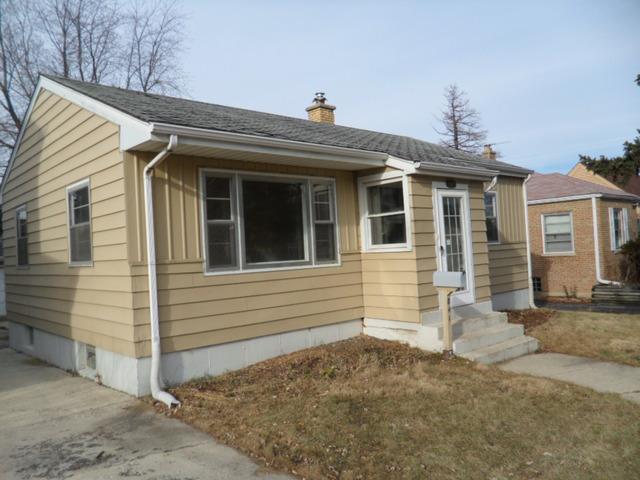 841 N Eagle St., Naperville, IL 60563