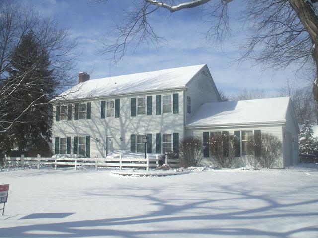 300 Old Mill Rd., Barrington, IL 60010