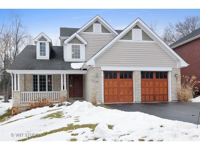 762 S Division St., Barrington, IL 60010