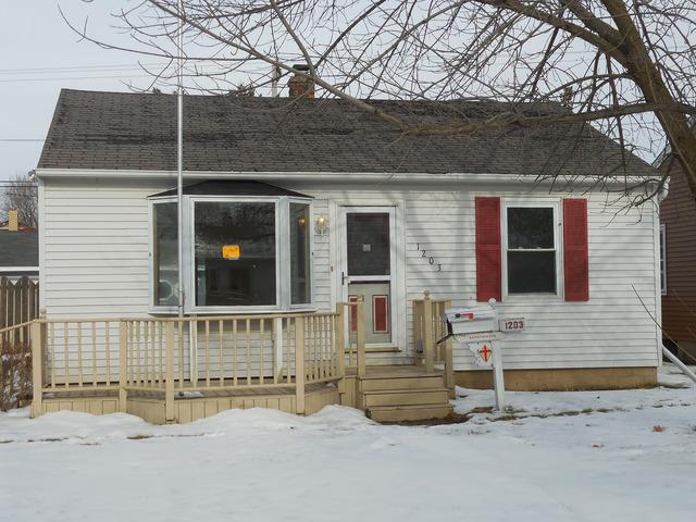 1203 Roosevelt Ave., Joliet, IL 60435