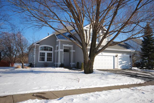 417 Haywood Dr., Round Lake, IL 60073