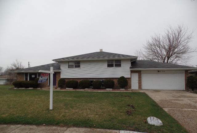 1070 Northfield Dr., Aurora, IL 60505