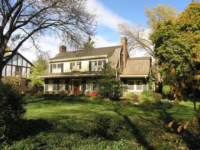 219 E First St., Hinsdale, IL 60521