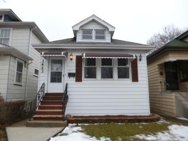 1423 Wenonah Ave., Berwyn, IL 60402