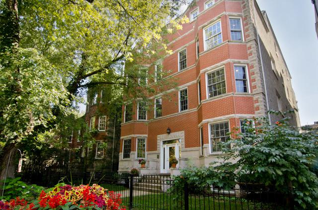 629 W Briar Pl. #3W, Chicago, IL 60657