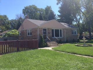 610 Van Buren St., Des Plaines, IL 60018