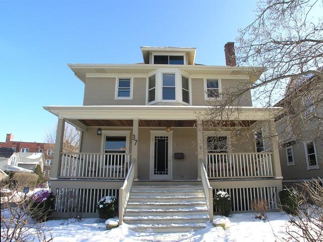 37 S Kensington Ave., La Grange, IL 60525