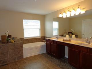 526 Blazing Star Dr., Lake Villa, IL 60046