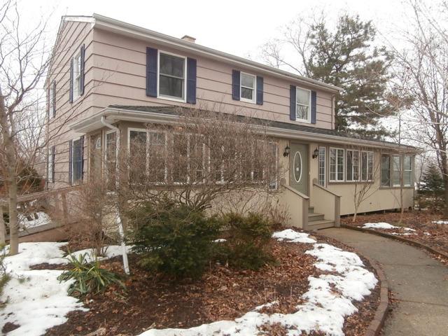 905 S Ardmore Ave., Addison, IL 60101