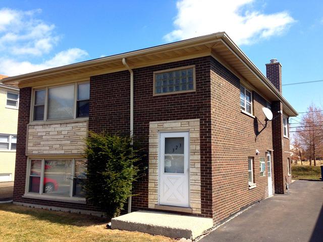 323 S Hale St., Addison, IL 60101