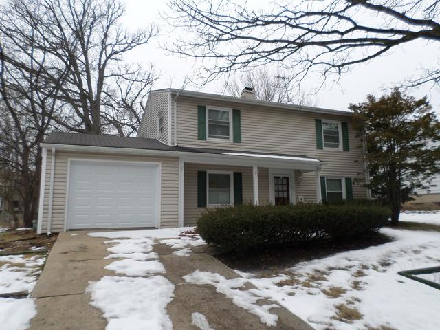 112 Woodcrest Cir., Streamwood, IL 60107