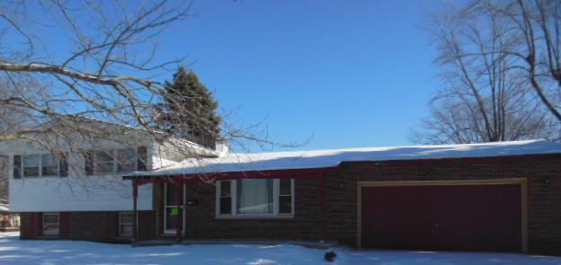 18953 Wildwood Ave., Lansing, IL 60438