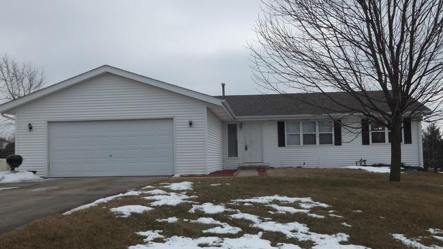 6673 Sawmill Dr., Roscoe, IL 61073