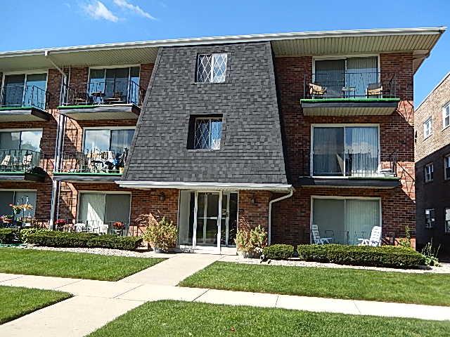11008 S Keating Ave. #2E, Oak Lawn, IL 60453