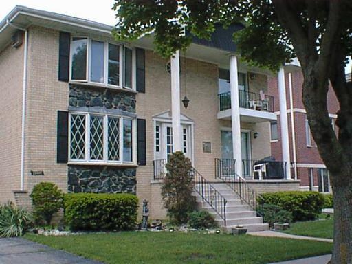 4510 Maple Ave., Brookfield, IL 60513