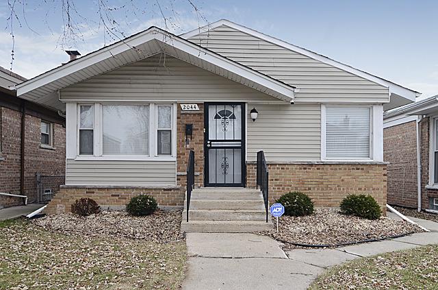 2044 W 82nd St., Chicago, IL 60620