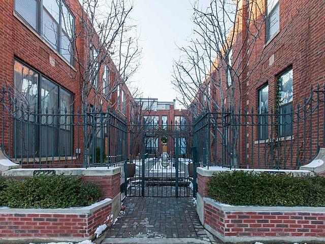 2222 N Racine Ave. #16, Chicago, IL 60614