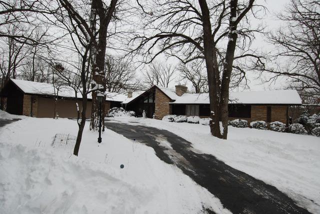 12304 N Ledges Dr., Roscoe, IL 61073
