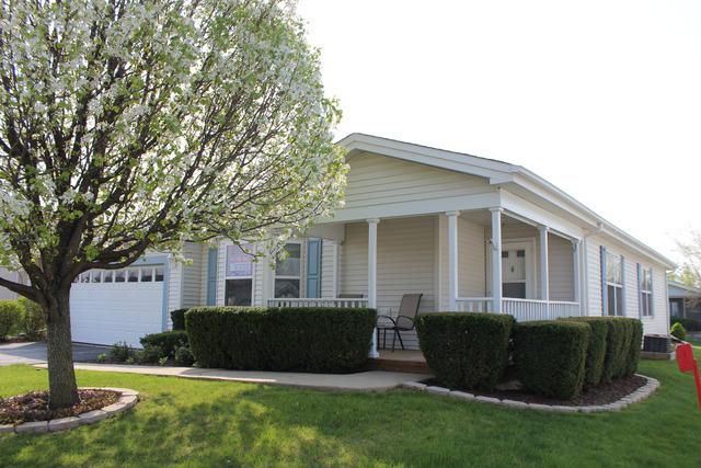 3550 Blue Heron Cir., Grayslake, IL 60030