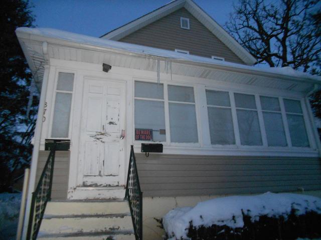 370 Hastings St., Elgin, IL 60120