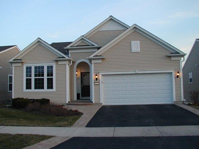 3222 Epstein Cir., Mundelein, IL 60060
