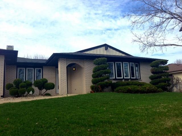 2316 Sherborn Ln., Schaumburg, IL 60193