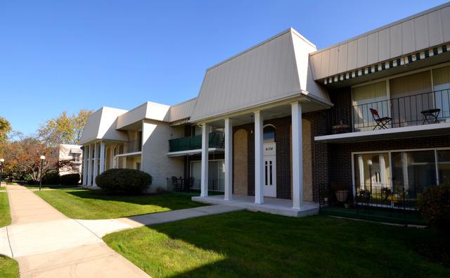 4104 W 99th St. #A, Oak Lawn, IL 60453