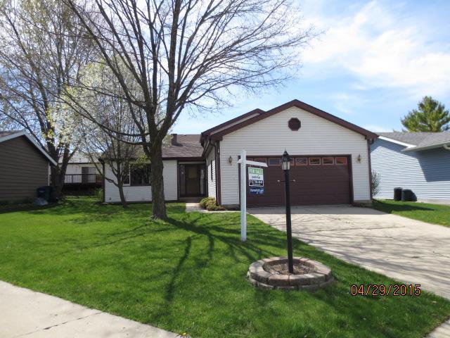 13 Windgate Ct., Streamwood, IL 60107