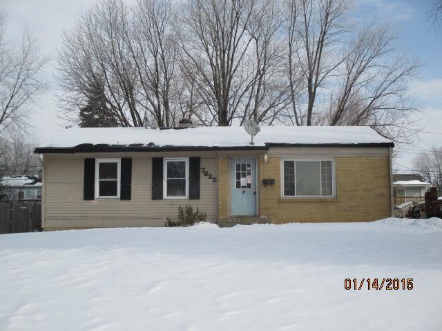 7625 Woodridge Dr., Woodridge, IL 60517