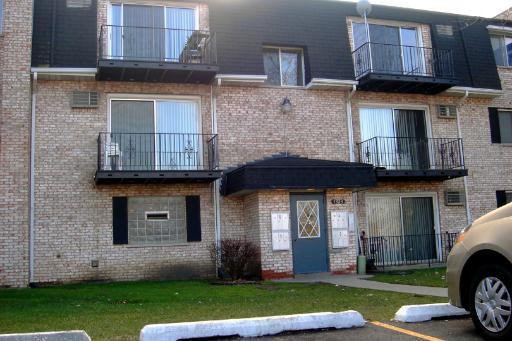 1323 N Baldwin Ct. #3B, Palatine, IL 60074